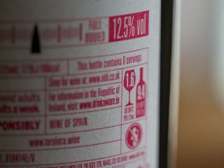 How to Read a Wine Label: A Practical Guide
